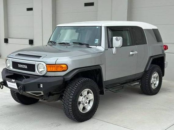 TOYOTA FJ CRUISER 2010 JTEBU4BF8AK071700 image